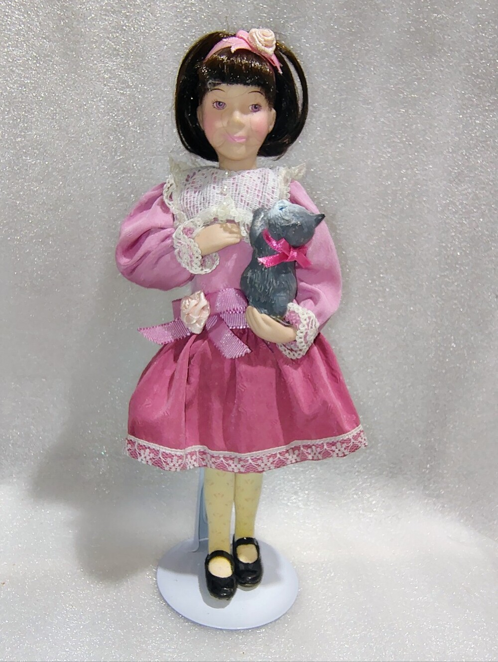 Vintage 1993 Avon Kitty Love Porcelain Doll Childhood Dreams Cat